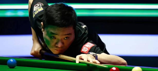 米兰体育-丁俊晖强势横扫德约科维奇晋级半决赛，状态火热！