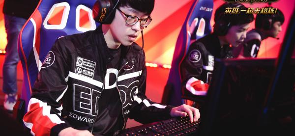 AC Milan Sports-Scout重要时刻重返赛场，雄鹿带队取胜！